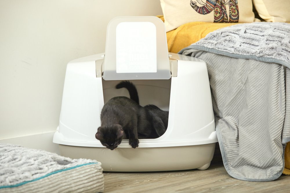 CORNER HOODED CAT LITTER TRAY